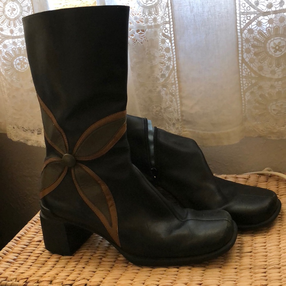 indigo by Clark’s retro style boots 🌻✌🏻RARE